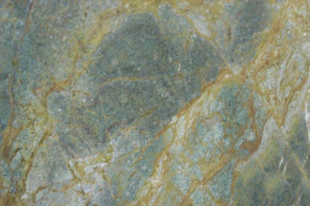 GOLDEN LIGHTNING GRANITE - Image 2