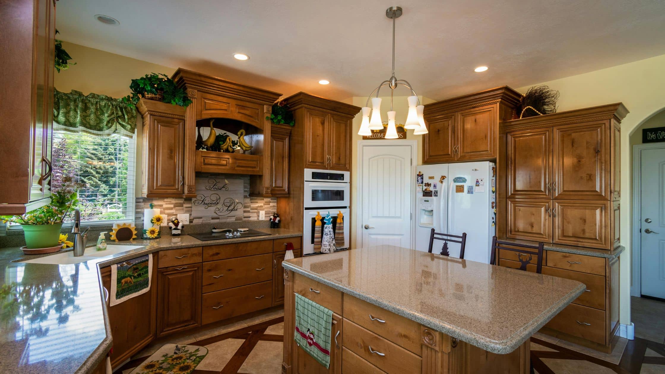 Renovating with granite kitchen countertops 